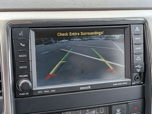 Used 2011 Jeep Grand Cherokee Laredo AWD/4WD image 24