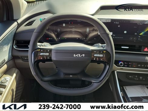 New 2027 Kia Carnival SX FWD image 17