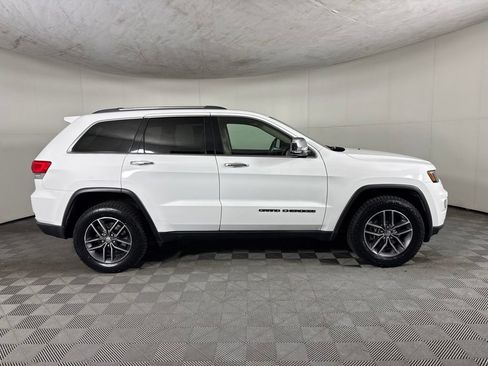 Used 2018 Jeep Grand Cherokee Limited w/ Luxury Group II AWD/4WD image 4