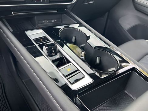 Certified 2025 Volkswagen Atlas Cross Sport SEL Premium R-Line image 20