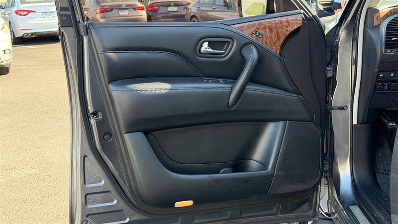 Used 2019 INFINITI QX80 Luxe AWD/4WD image 20