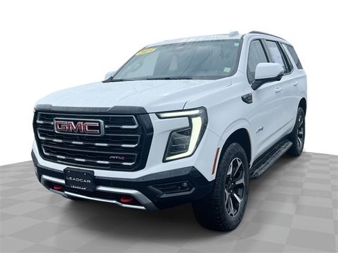 Used 2025 GMC Yukon AT4 image 1