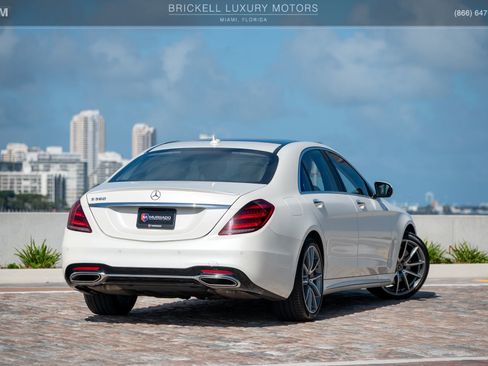 Used 2019 Mercedes-Benz S 560 Sedan image 4