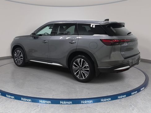 Certified 2026 INFINITI QX60 Luxe w/ Family Package AWD/4WD image 7