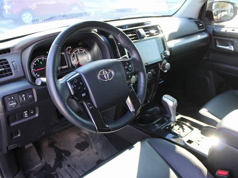 Used 2023 Toyota 4Runner TRD Off-Road Premium image 4