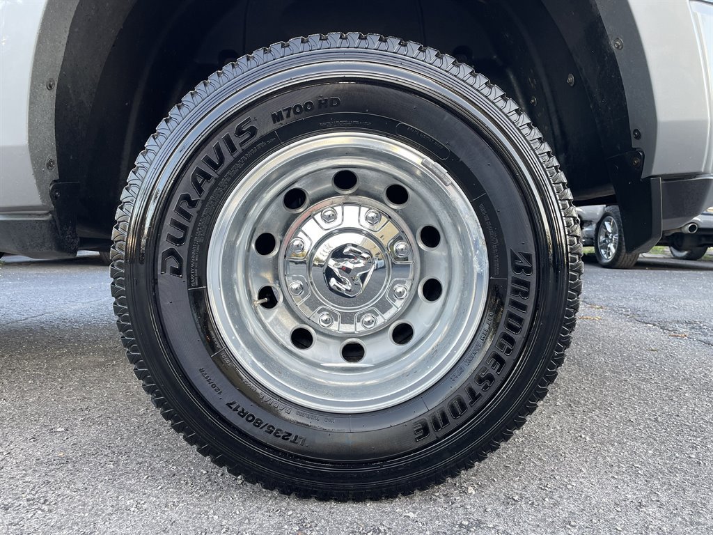 Used 2021 RAM 3500 Laramie w/ Chrome Appearance Group AWD/4WD image 33