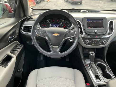 Used 2020 Chevrolet Equinox LT image 18