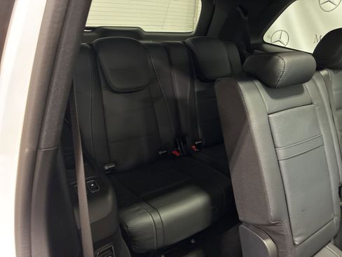 New 2026 Mercedes-Benz GLS 580 4MATIC image 23