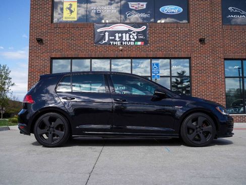 Used 2015 Volkswagen GTI S FWD image 3