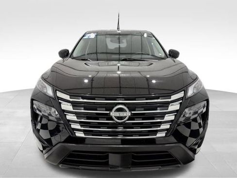 Used 2025 Nissan Rogue SV image 8