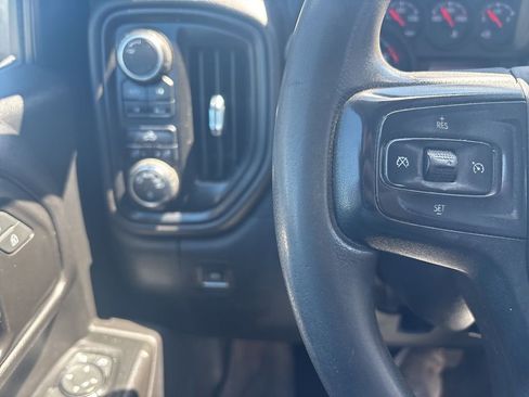 Used 2022 Chevrolet Silverado 1500 Custom image 23