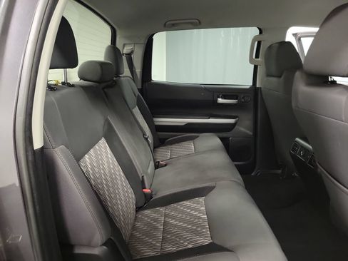 Used 2020 Toyota Tundra SR5 w/ SR5 Convenience Package AWD/4WD image 23