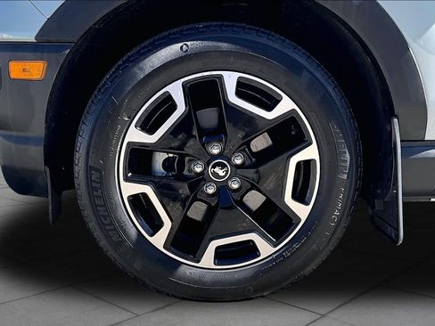 Certified 2023 Ford Bronco Sport Outer Banks w/ Tech Package AWD/4WD image 11