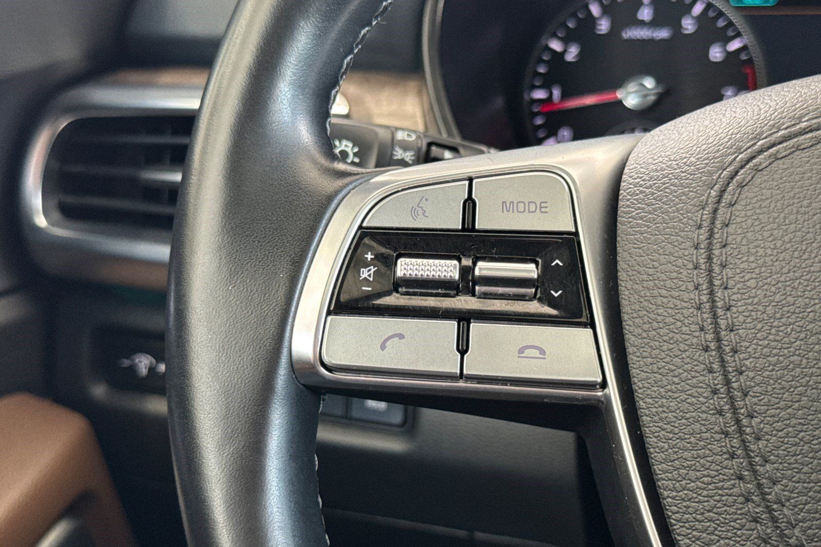 Used 2022 Kia Telluride SX w/ SX Prestige Package AWD/4WD image 33