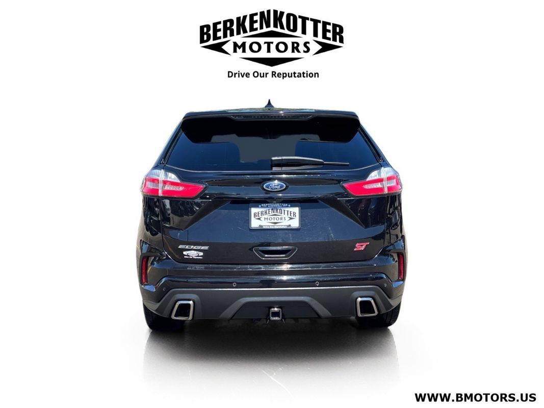 Used 2019 Ford Edge ST w/ Convenience Package AWD/4WD image 4