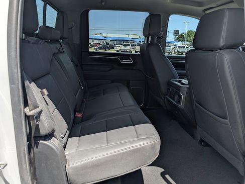 Used 2025 GMC Sierra 2500 SLT w/ SLT Convenience Package AWD/4WD image 29