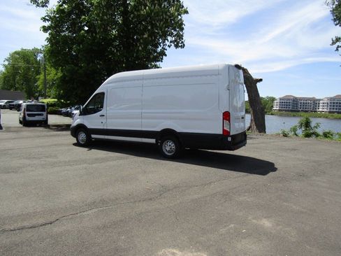 Used 2024 Ford Transit 250 148 High Roof Extended AWD image 4