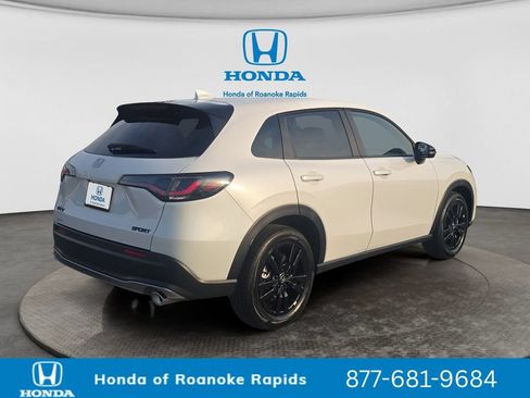 New 2026 Honda HR-V Sport image 5