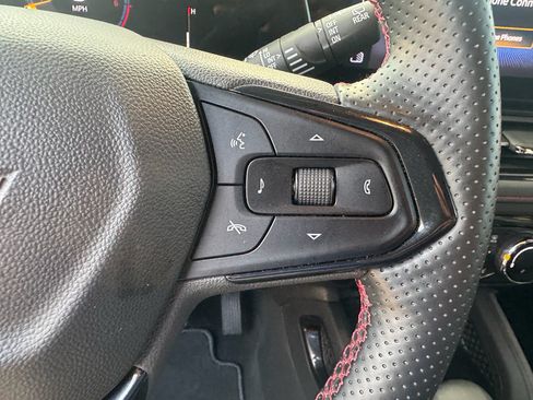 Used 2024 Chevrolet TrailBlazer RS FWD image 14