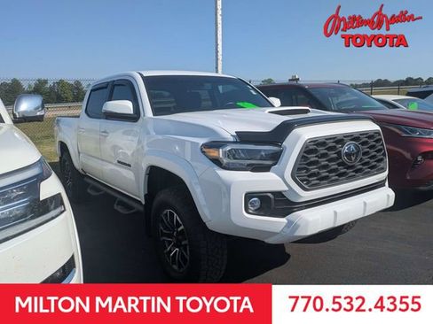 Used 2022 Toyota Tacoma TRD Sport image 1