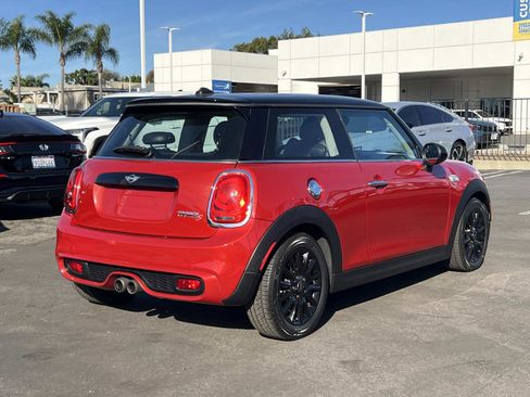 Used 2015 MINI Cooper S image 26