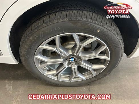 Used 2020 BMW X7 xDrive40i w/ Premium Package image 8