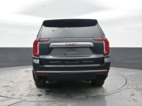 Used 2021 GMC Yukon Denali w/ Advanced Technology Package image 9