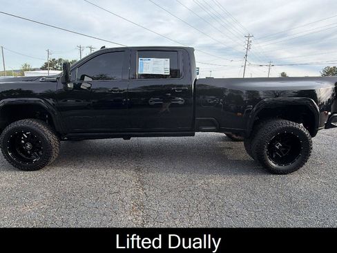 Used 2024 GMC Sierra 3500 Denali Ultimate AWD/4WD image 8