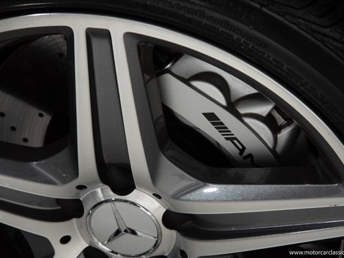 Used 2009 Mercedes-Benz E 63 AMG Sedan image 16