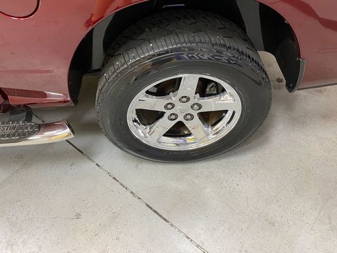 Used 2019 RAM 1500 Big Horn RWD image 12