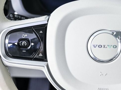 Certified 2026 Volvo XC60 B5 Ultra w/ Climate Package AWD/4WD image 12