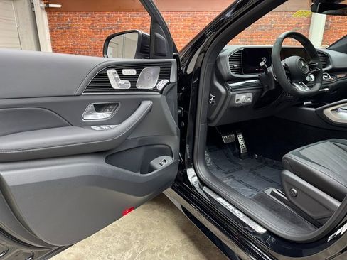 New 2026 Mercedes-Benz GLE 53 AMG 4MATIC Coupe image 9