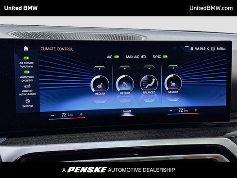 Used 2023 BMW 330i Sedan w/ Premium Package RWD image 18