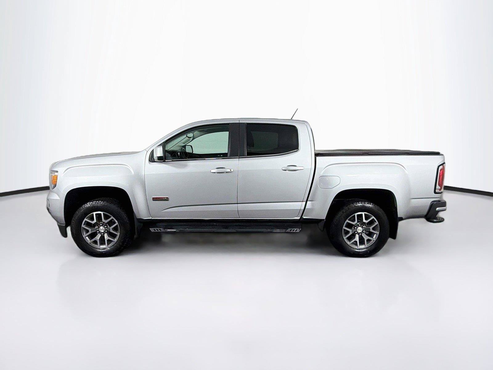Used 2018 GMC Canyon All Terrain w/ Trailering Package AWD/4WD image 8