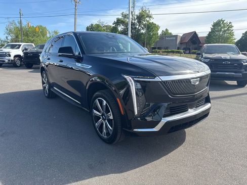 Used 2025 Cadillac Escalade IQ Luxury 1 image 7