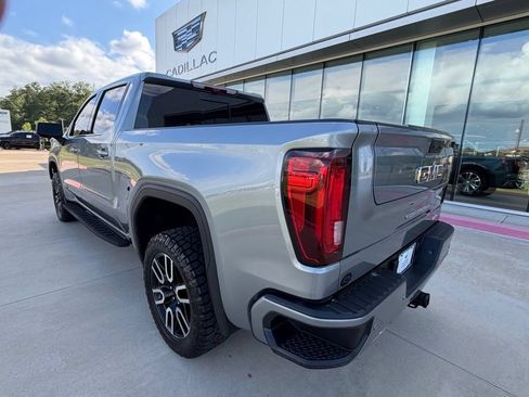 Used 2025 GMC Sierra 1500 AT4 w/ AT4 Premium Package AWD/4WD image 3