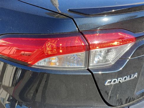 Used 2024 Toyota Corolla SE image 12