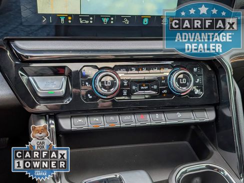 Used 2023 GMC Sierra 1500 AT4 w/ Technology Package AWD/4WD image 13