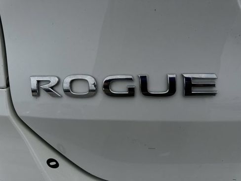 Used 2020 Nissan Rogue SV AWD/4WD image 31