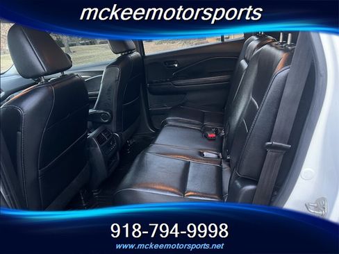 Used 2017 Honda Pilot EX-L image 11