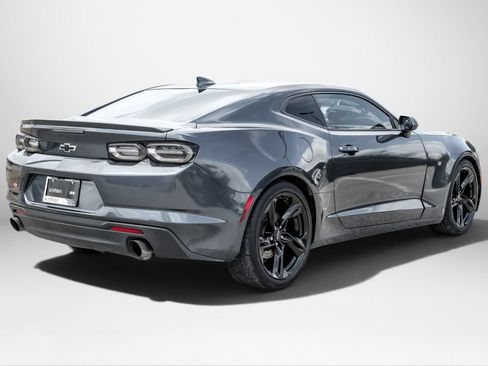 Used 2020 Chevrolet Camaro LT w/ RS Package RWD image 6