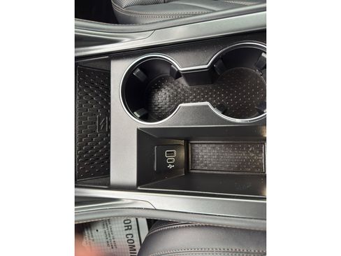 Used 2025 Lincoln Nautilus Premier w/ Jet Appearance Package AWD/4WD image 29