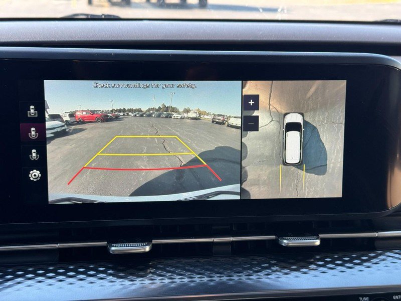 Used 2022 Kia Carnival SX Prestige FWD image 26
