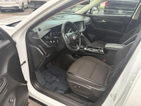 Used 2022 Buick Envision Preferred FWD image 16