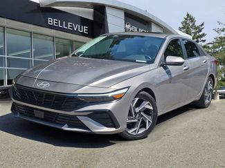 Used 2025 Hyundai Elantra Limited FWD video 1