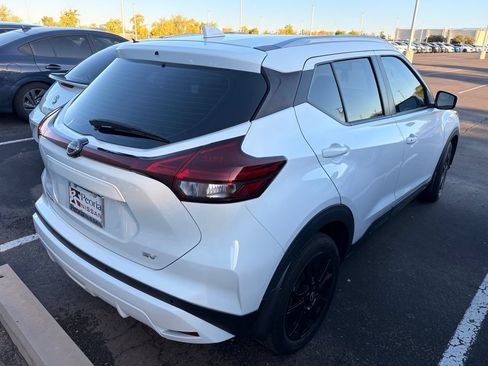 Used 2024 Nissan Kicks SV FWD image 5