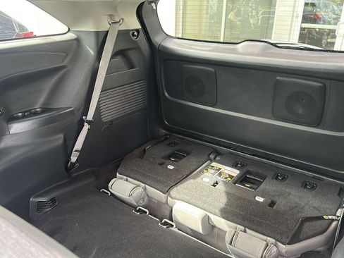 Used 2025 Toyota Sienna LE FWD image 22