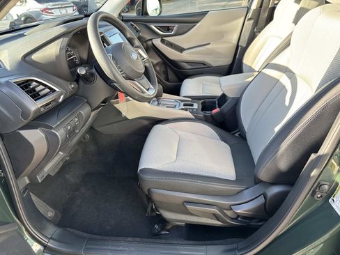 Used 2023 Subaru Forester image 16