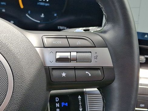 Certified 2024 Hyundai Kona Limited AWD/4WD image 18