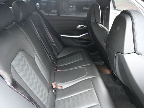 Used 2022 BMW M3 Competition w/ M Carbon Exterior Package AWD/4WD image 24